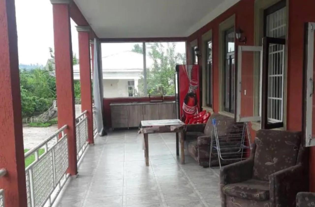Kobuleti 4-Bedroom Apartment Ngoại thất bức ảnh